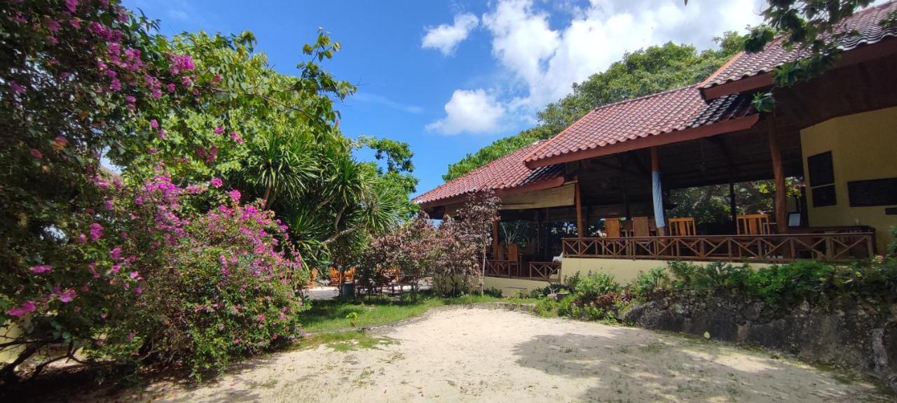 Bara Beach Bungalows Bira Eksteriør bilde